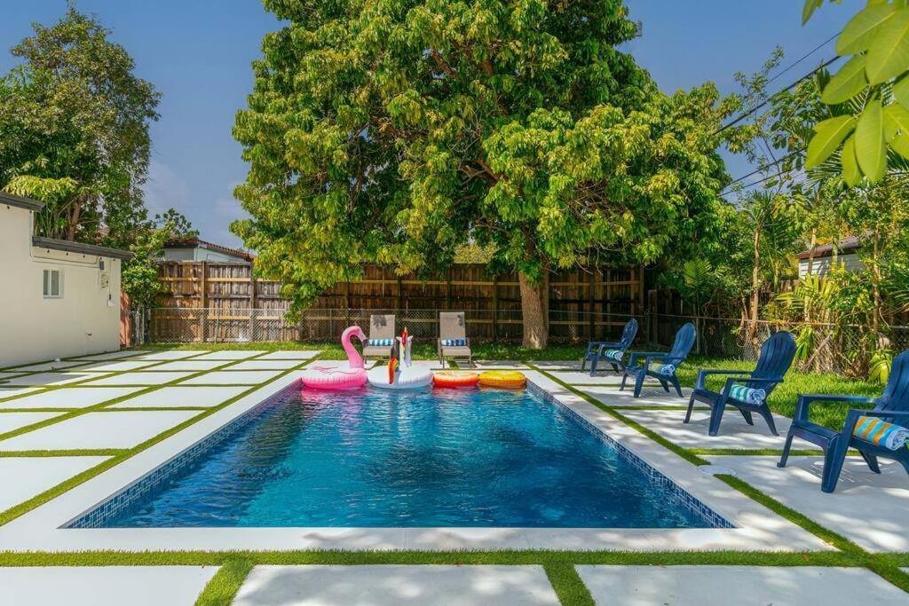 New Miami Home, Pool Near Airport And Beaches, King Bed Bagian luar foto